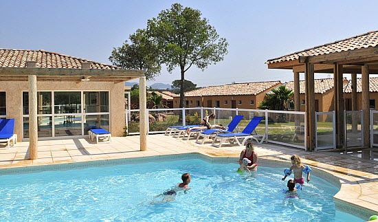 Reihenhäuser Village Azur Reihenhäuser Village Azur