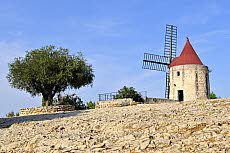 Mouries